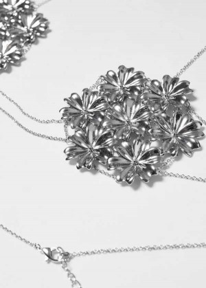 Mango Metallic Flower Body Necklace | MNG-22802