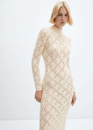 Mango Žebrovaný Turtleneck Šaty | MNG-25820