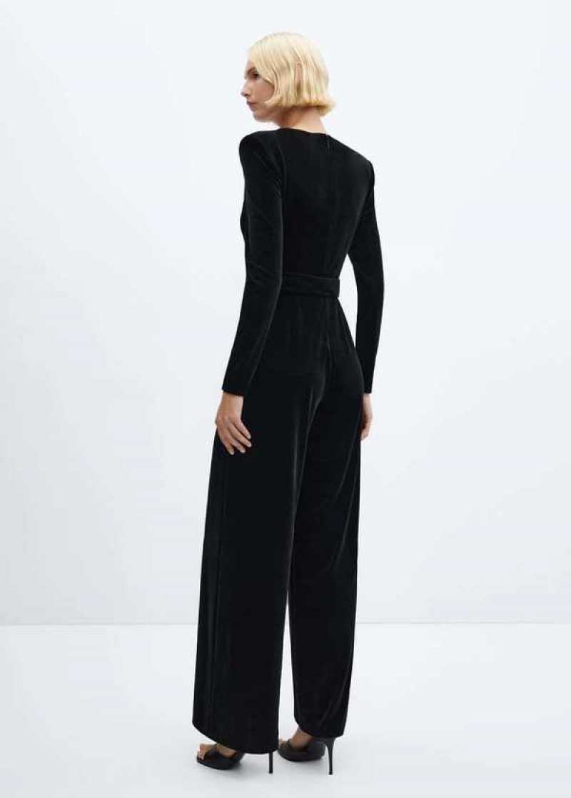 Mango Halter-neck Velvet Jumpsuit | MNG-25681