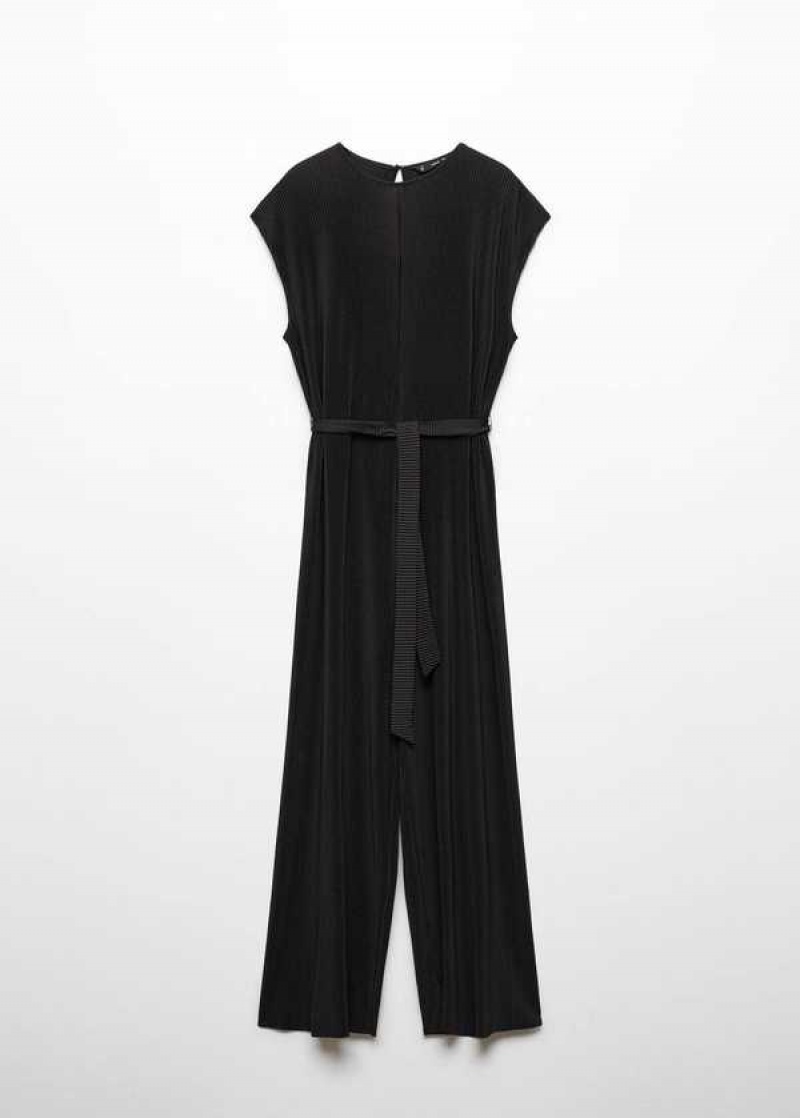 Mango Krátké Jumpsuit With Pleat Detail | MNG-25778