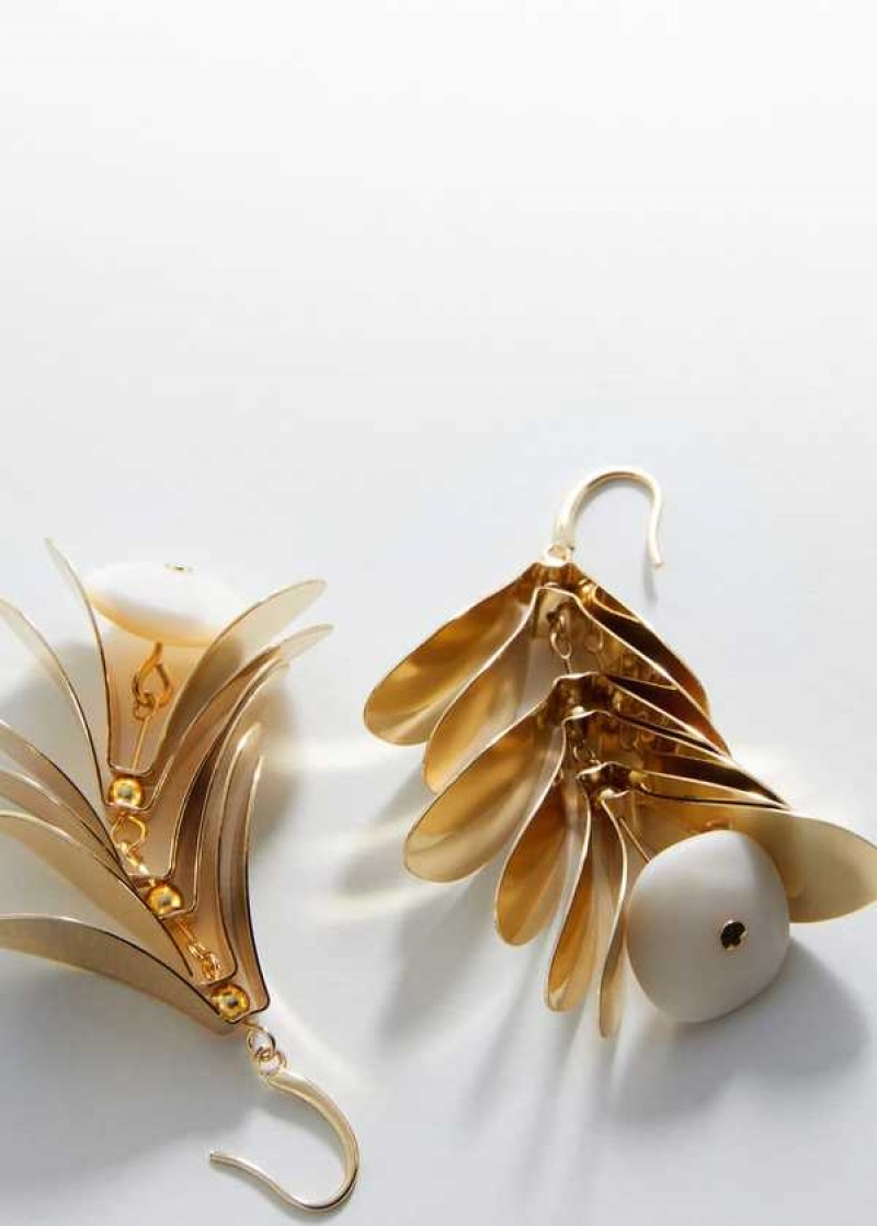 Mango Metallic-leaves Earrings | MNG-22816